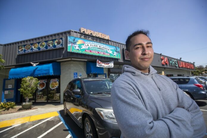 Column: Their pupuserias survived the riots. Now, Central Americans thrive in South L.A.