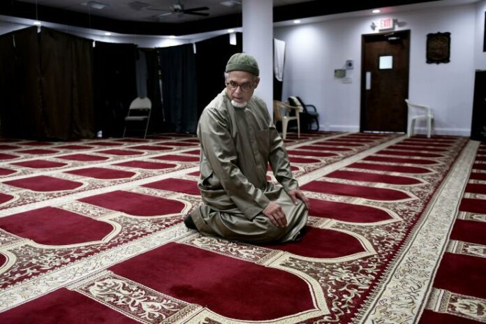 Latino Muslims — a growing group — struggle to find their place in the Islamic community