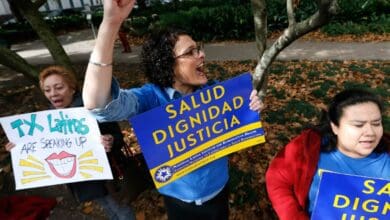 Poll: Abortion enters top 5 Latino issues