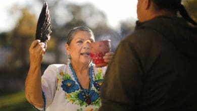 For some Latinos, spiritual cleansing fills a mental health void